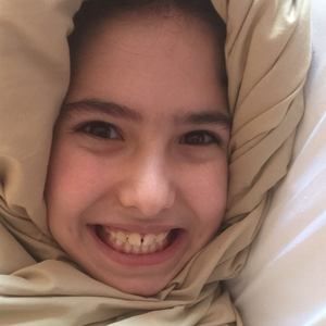 Meet your Posher, Paola